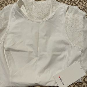 Lululemon SERENE STRIDE DRESS SIZE 8 - Brand New